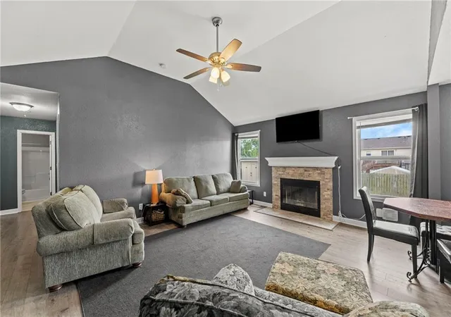 5th image of 517 Shanandoah Dr, Edgerton, KS 66021 | MLS# 2628753