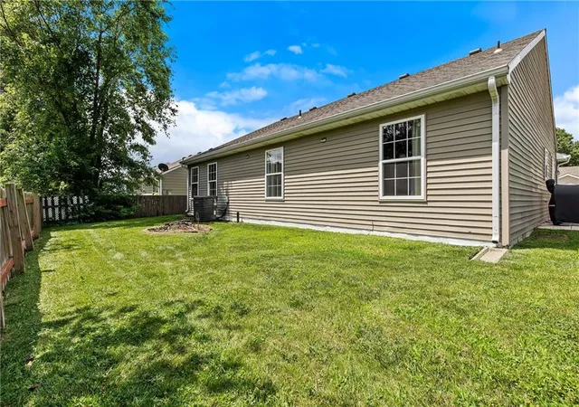 Homes for sale in Gardner, KS | 371 N Birch St, Gardner, KS 66030 | MLS# 2628758