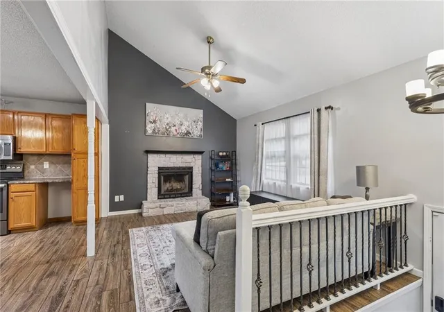 Photo 4 of Sale Pending at 112 E Frank St, Kearney, MO 64060 | MLS# 2628760 | Listing updated on 2026-08-12