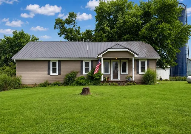 Photo 2 of Sale Pending at 1213 Ne J Hwy, Galt, MO 64641 | MLS# 2628764 | Listing updated on 2026-08-08