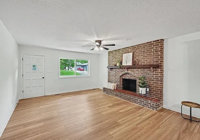 Homes for sale in Eudora, KS | 820 Pine St, Eudora, KS 66025 | MLS# 2628766