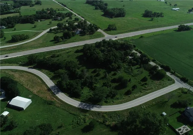 Photo 2 of Single family home for sale at 27865 New Lancaster Rd, Louisburg, KS 66053 | MLS# 2628781 | Listing updated on 2026-10-19