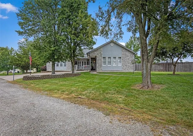 5th image of 8500 E 116 Hwy, Lathrop, MO 64465 | MLS# 2628796
