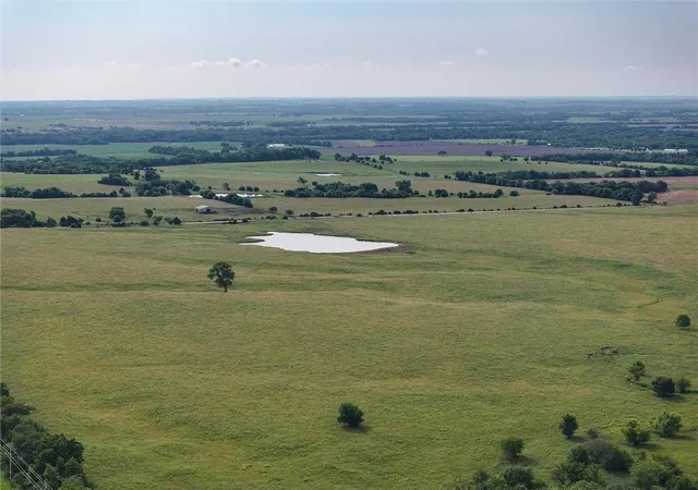 3rd image of 2220 Louisiana Rd, Ottawa, KS 66067 | MLS# 2628805