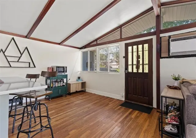 Photo 3 of Sale Pending at 1907 Ne 57th Street, Kansas City, MO 64118 | MLS# 2628813 | Listing updated on 2026-08-11