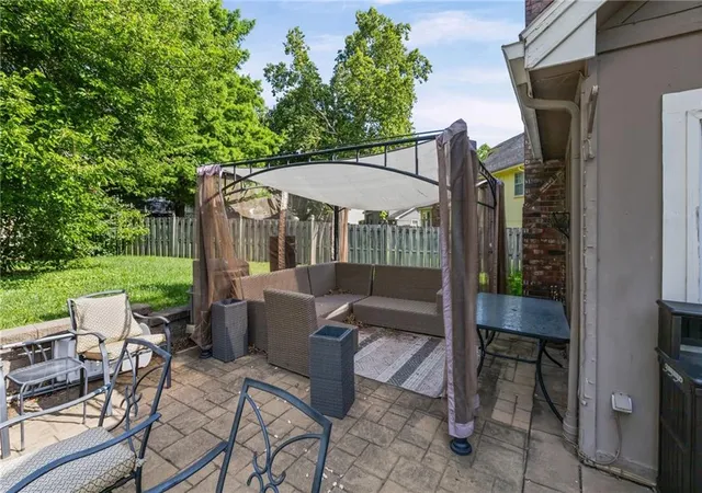 Homes for sale in Grandview, MO | 12420 Cambridge Ave, Grandview, MO 64030 | MLS# 2628829