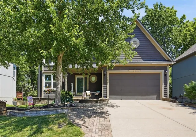 1st image of 14485 S Summit St, Olathe, KS 66062 | MLS# 2628830