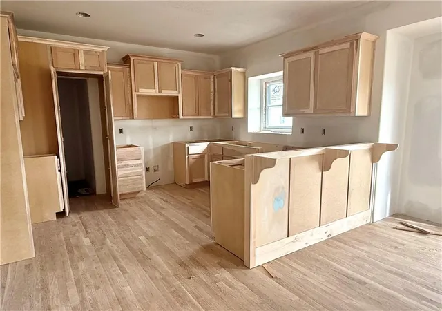 Photo 3 of Single family home for sale at 10149 N Brighton Ave, Kansas City, MO 64156 | MLS# 2628846 | Listing updated on 2026-09-21