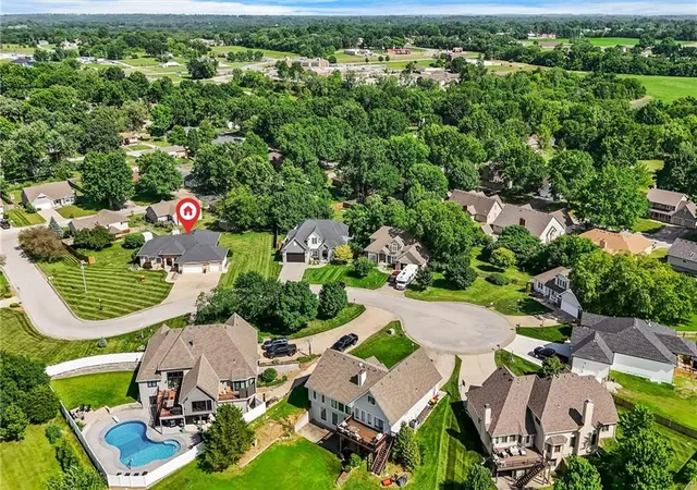 Homes for sale in Excelsior Springs, MO | 1401 Ann Cir, Excelsior Springs, MO 64024 | MLS# 2628852