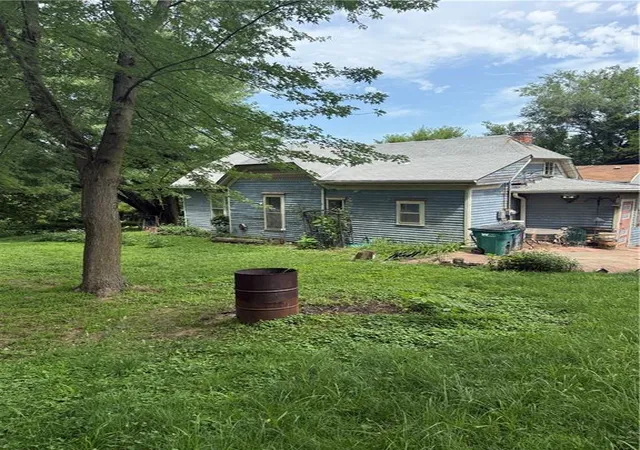 Homes for sale in St Joseph, MO | 5315 Halsey St, St Joseph, MO 64504 | MLS# 2628853