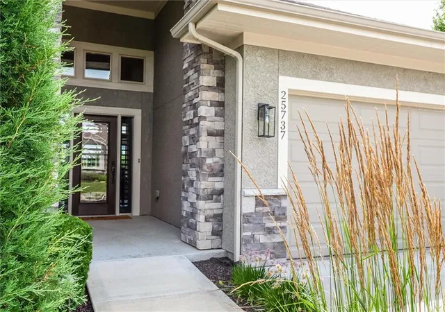 4th image of 25737 W 96Th St, Lenexa, KS 66227 | MLS# 2628857