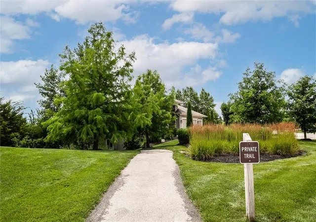 5th image of 25737 W 96Th St, Lenexa, KS 66227 | MLS# 2628857