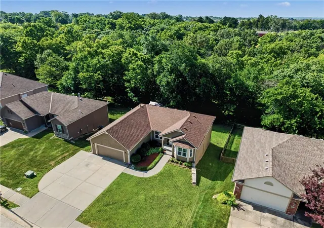Homes for sale in Pleasant Hill, MO | 808 Old Stage Rd, Pleasant Hill, MO 64080 | MLS# 2628863