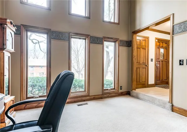 Homes for sale in Lenexa, KS | 8336 Rosehill Rd, Lenexa, KS 66215 | MLS# 2628888
