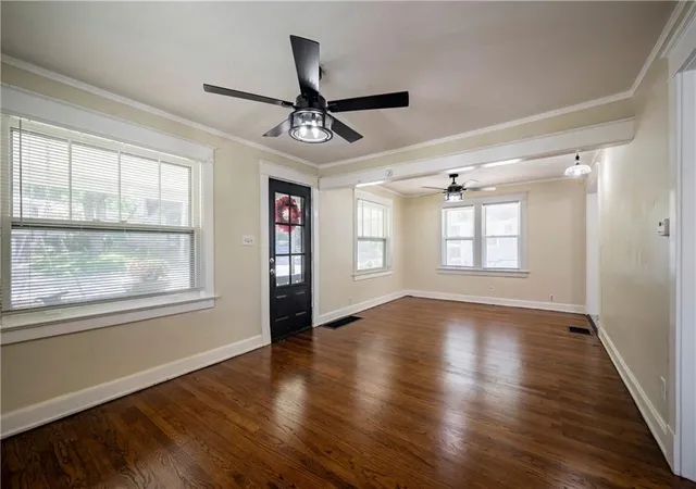 4th image of 1242 S Hardy St, Independence, MO 64052 | MLS# 2628890