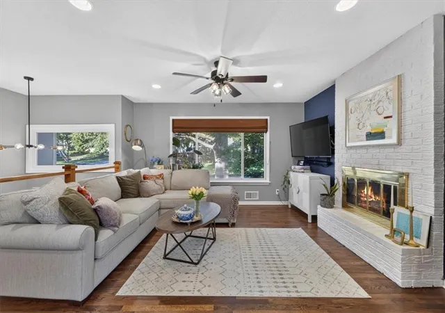 5th image of 9117 Hayes Dr, Overland Park, KS 66212 | MLS# 2628892