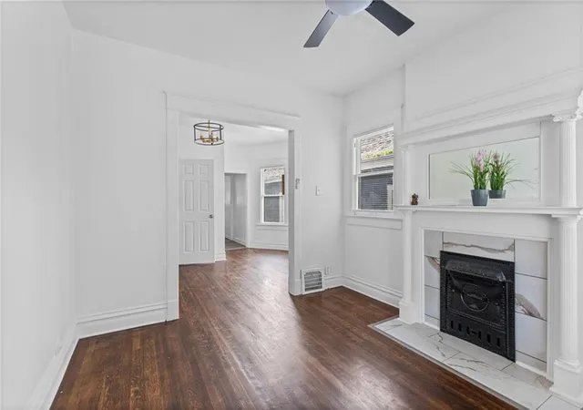 Photo 2 of Single family home for sale at 805 Spruce Ave, Kansas City, MO 64124 | MLS# 2628907 | Listing updated on 2026-08-15