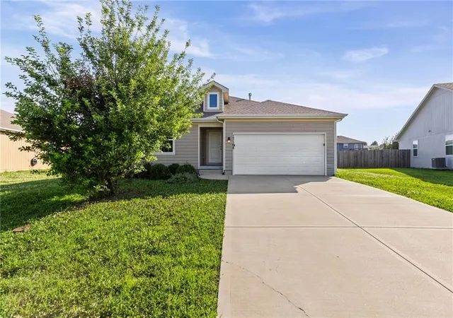 Homes for sale in Gardner, KS | 17168 S Pratt St, Gardner, KS 66030 | MLS# 2628923