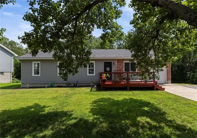 Homes for sale in Pleasant Hill, MO | 1000 Renee Lynde Dr, Pleasant Hill, MO 64080 | MLS# 2628933