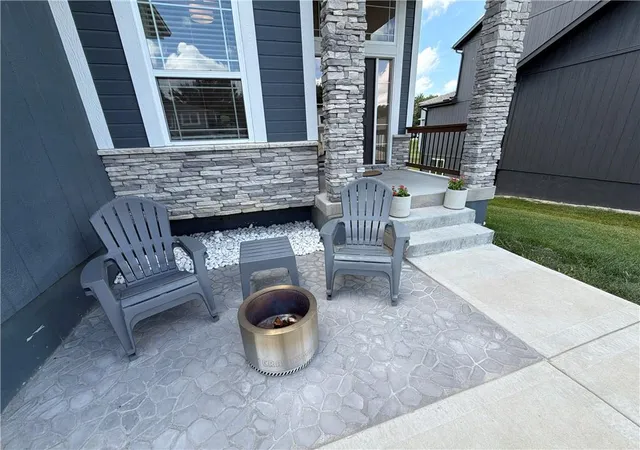 Photo 3 of Sale Pending at 1242 Hillmann Ln, Warrensburg, MO 64093 | MLS# 2628936 | Listing updated on 2026-09-15