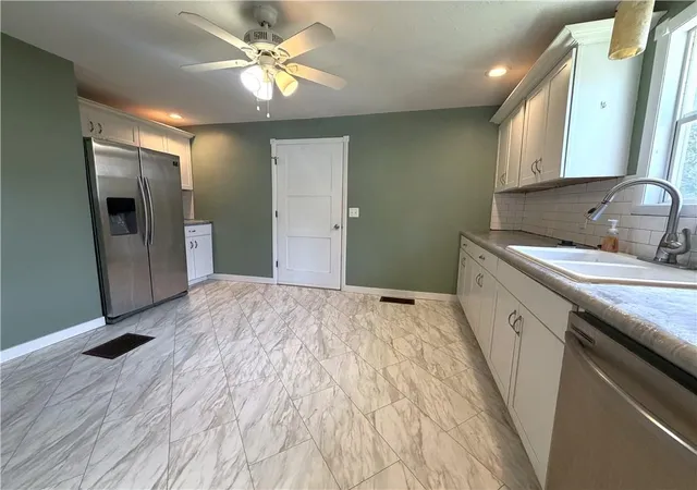 5th image of 1304 Jackson St, Chillicothe, MO 64601 | MLS# 2628939