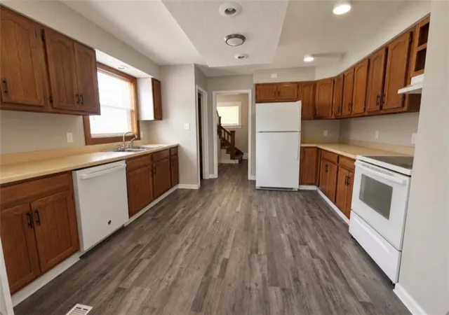 4th image of 710 N Walnut St, Maryville, MO 64468 | MLS# 2628952