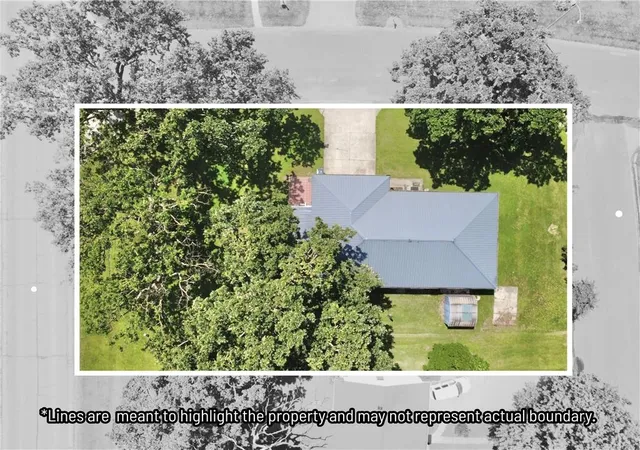 Photo 2 of Single family home for sale at 1207 Scott St, Trenton, MO 64683 | MLS# 2628954 | Listing updated on 2026-07-20
