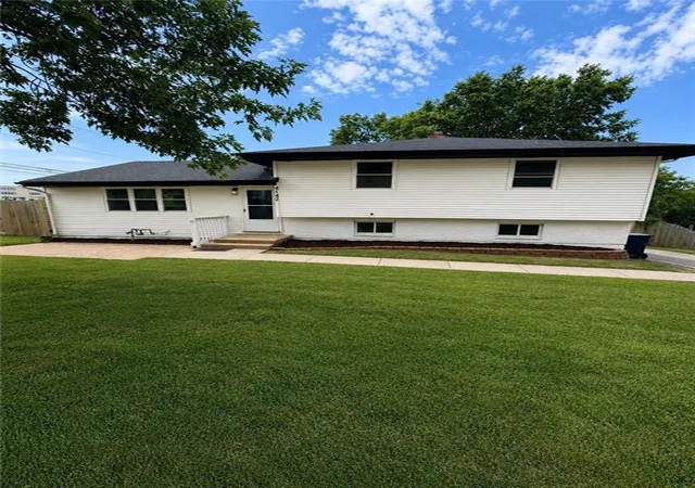 Photo 1 of Single family home for sale at 4142 N Lister Ave, Kansas City, MO 64117 | MLS# 2628982 | Listing updated on 2026-09-01
