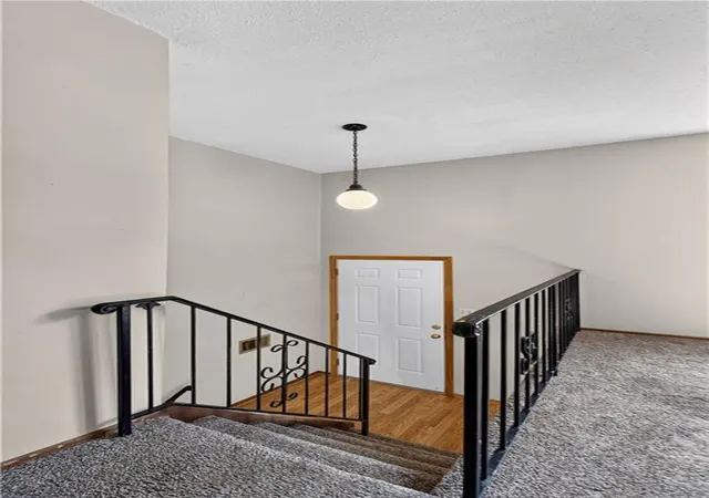 Homes for sale in Blue Springs, MO | 1021 Canterbury Rd, Blue Springs, MO 64015 | MLS# 2628983
