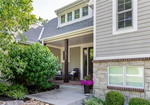 Homes for sale in Leawood, KS | 8900 Mohawk Ln, Leawood, KS 66206 | MLS# 2628993