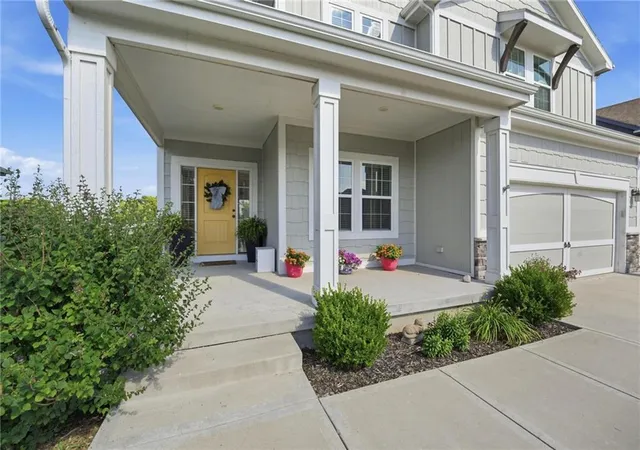 Homes for sale in Kansas City, MO | 10411 N Chelsea Ave, Kansas City, MO 64156 | MLS# 2629009