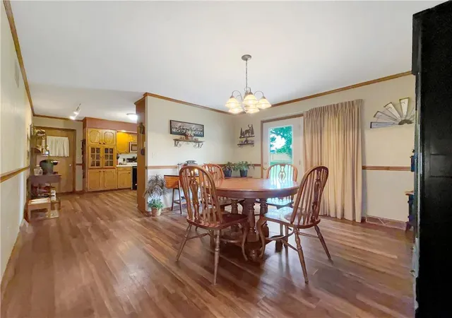 Photo 5 of Single family home for sale at 1114 Hilltop Dr, Carrollton, MO 64633 | MLS# 2629028 | Listing updated on 2026-07-25