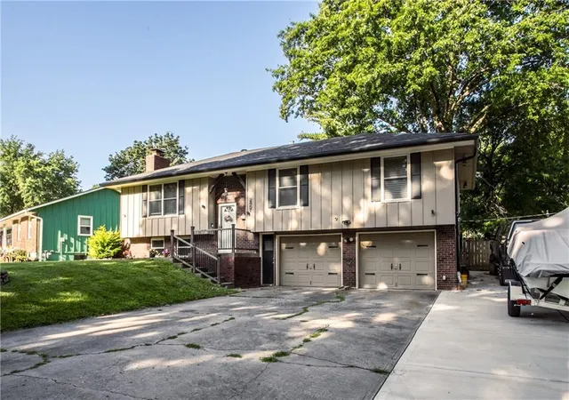 Photo 1 of Single family home for sale at 2407 Nw 5th Street, Blue Springs, MO 64014 | MLS# 2629055 | Listing updated on 2026-08-02
