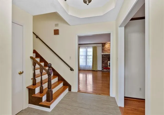 4th image of 10215 W 101St St, Overland Park, KS 66212 | MLS# 2629057