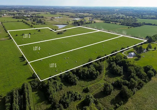 1st image of 0005 Switzer Rd, Louisburg, KS 66053 | MLS# 2629075