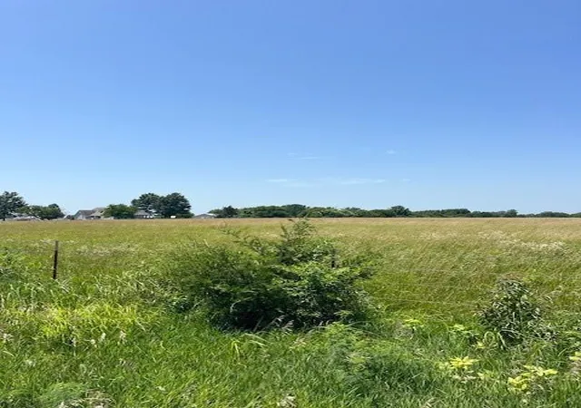 Homes for sale in Louisburg, KS | 0005 Switzer Rd, Louisburg, KS 66053 | MLS# 2629075