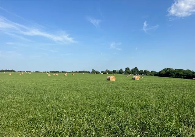 Photo 3 of Sale Pending at 0005 Switzer Rd, Louisburg, KS 66053 | MLS# 2629075 | Listing updated on 2026-08-27