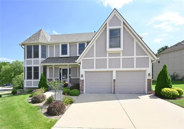 Homes for sale in Kansas City, MO | 6100 N Cypress Ave, Kansas City, MO 64119 | MLS# 2629084
