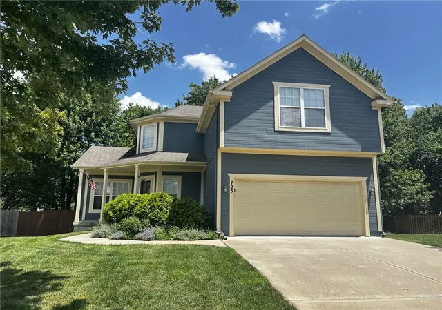 Homes for sale in Gardner, KS | 725 N Alder St, Gardner, KS 66030 | MLS# 2629090