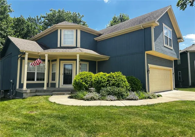 Homes for sale in Gardner, KS | 725 N Alder St, Gardner, KS 66030 | MLS# 2629090
