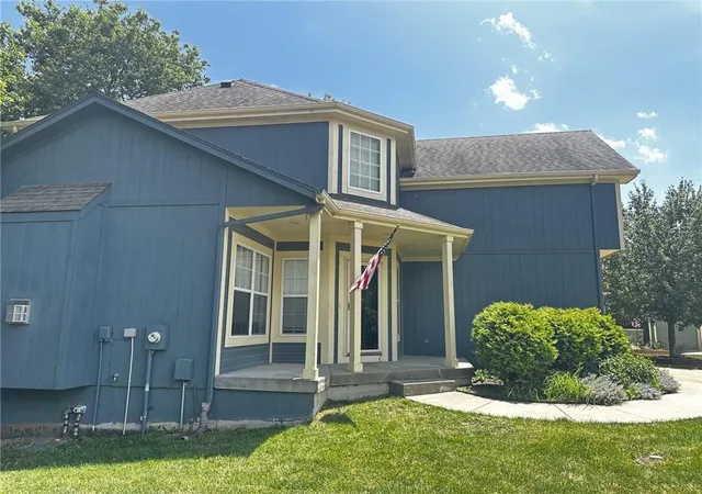 image of 725 N Alder St, Gardner, KS 66030 | MLS# 2629090
