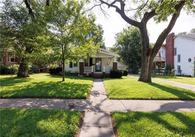 4th image of 428 N 11Th St, Fredonia, KS 66736 | MLS# 2629094