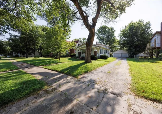5th image of 428 N 11Th St, Fredonia, KS 66736 | MLS# 2629094