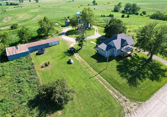 Homes for sale in Graham, MO | 21718 395th St, Graham, MO 64465 | MLS# 2629098