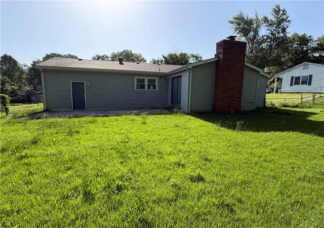 4th image of 5332 Northern Ave, Raytown, MO 64133 | MLS# 2629099