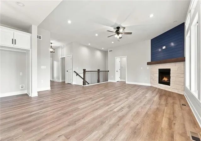 5th image of 903 Captain Merriman Dr, Freeman, MO 64746 | MLS# 2629125