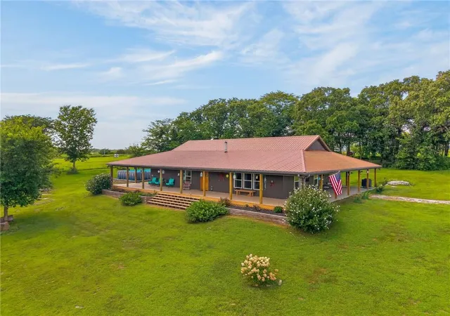 1st image of 1672 Nw 850th Rd, Bates City, MO 64011 | MLS# 2629143