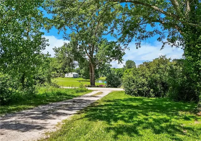 4th image of 16095 Venus Rd, Lawson, MO 64062 | MLS# 2629155