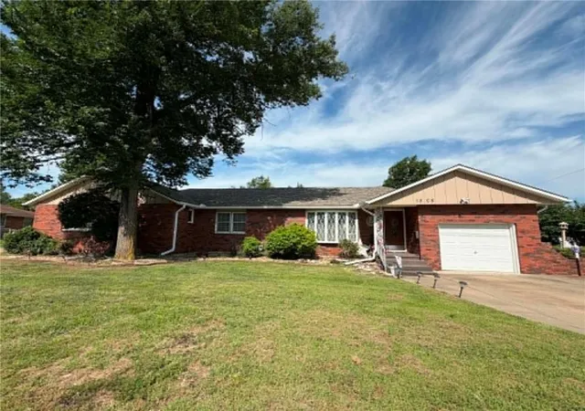 Homes for sale in Fort Scott, KS | 1508 S Margrave St, Fort Scott, KS 66701 | MLS# 2629162