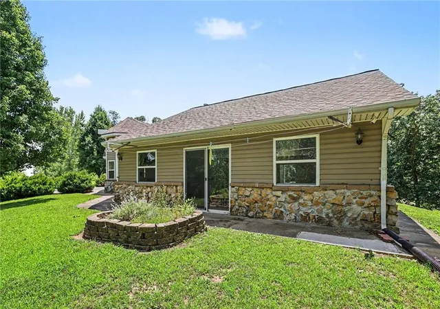 Homes for sale in Atchison, KS | 322 Riverfront Rd, Atchison, KS 66002 | MLS# 2629179